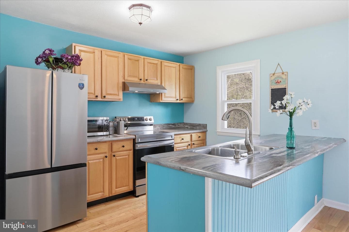 130 N High Street photo 12