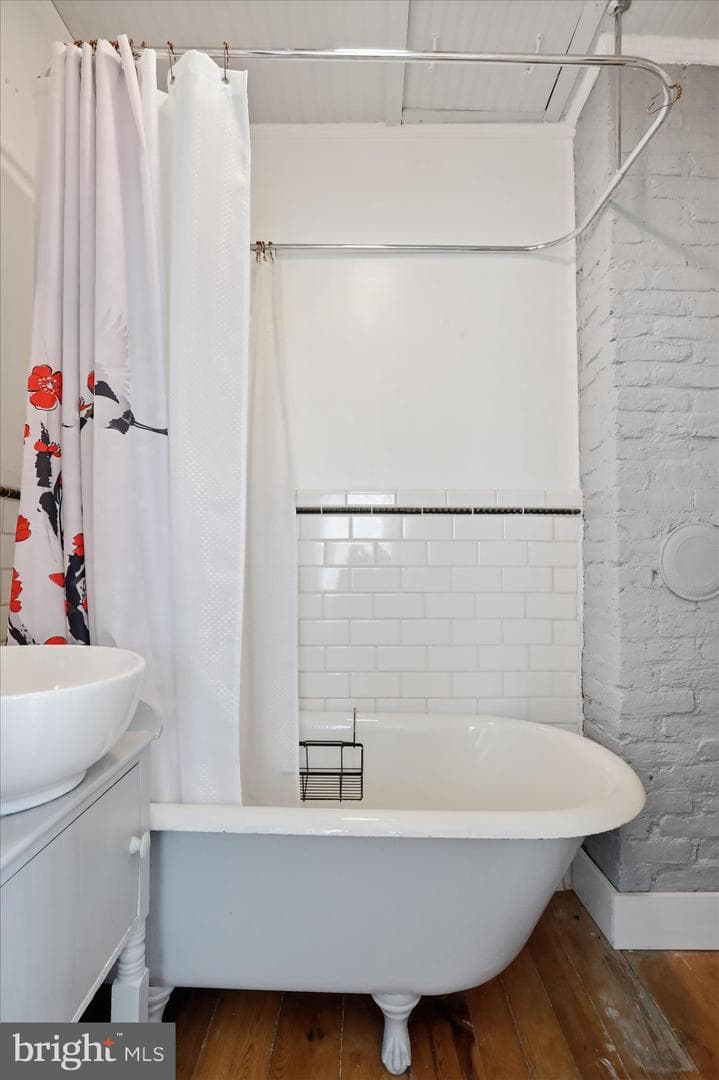 130 N High Street photo 23