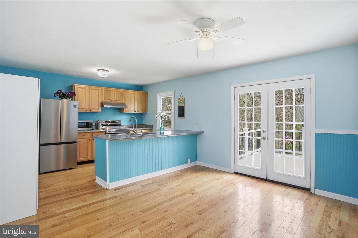 130 N High Street photo 9
