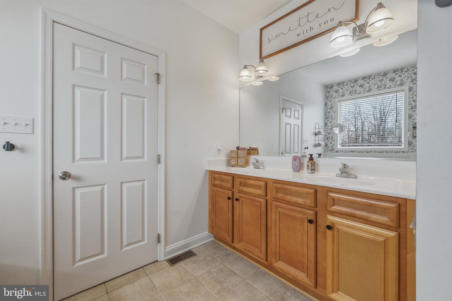 257 Hunter Road photo 27