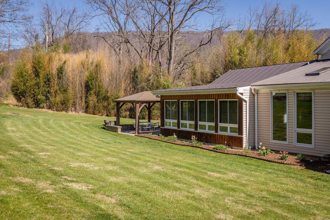 143 Scheffer Gap Road photo 41