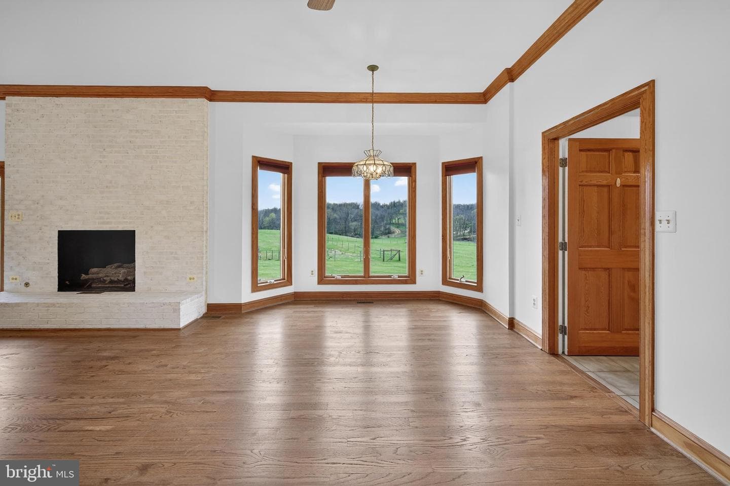 363 Davis Lane photo 34