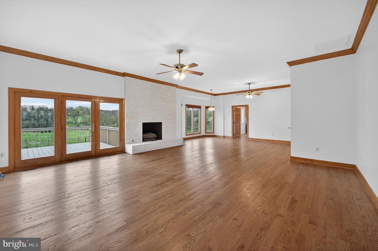 363 Davis Lane photo 6