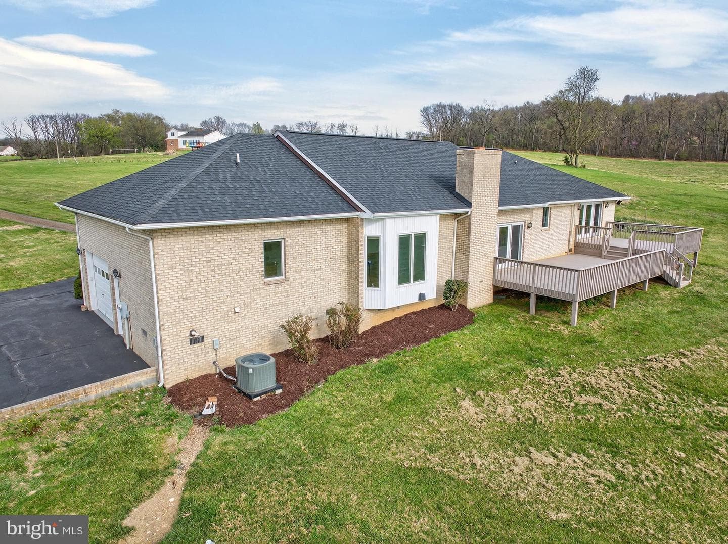 363 Davis Lane photo 9