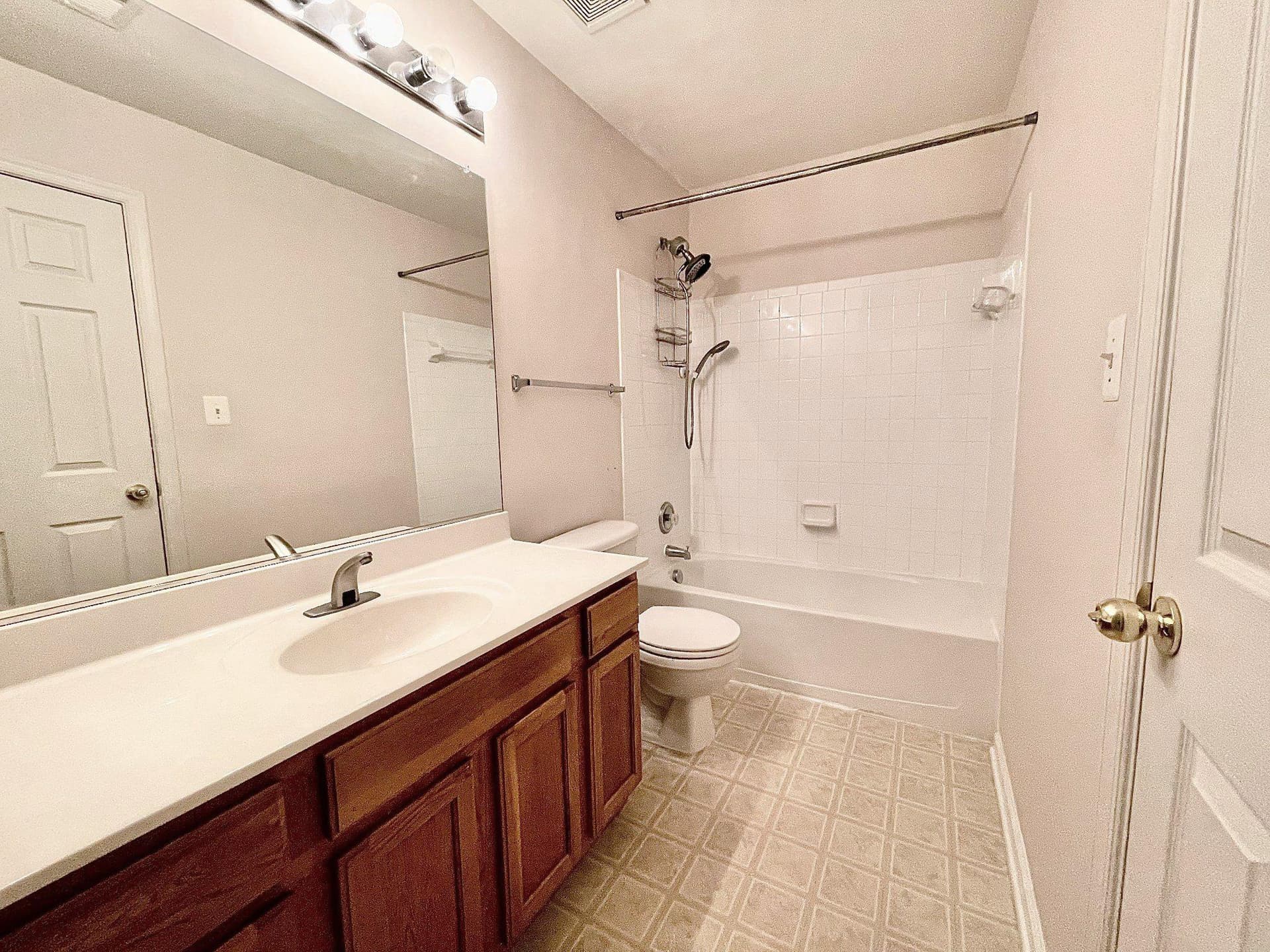 1313 Pendleton Lane photo 16