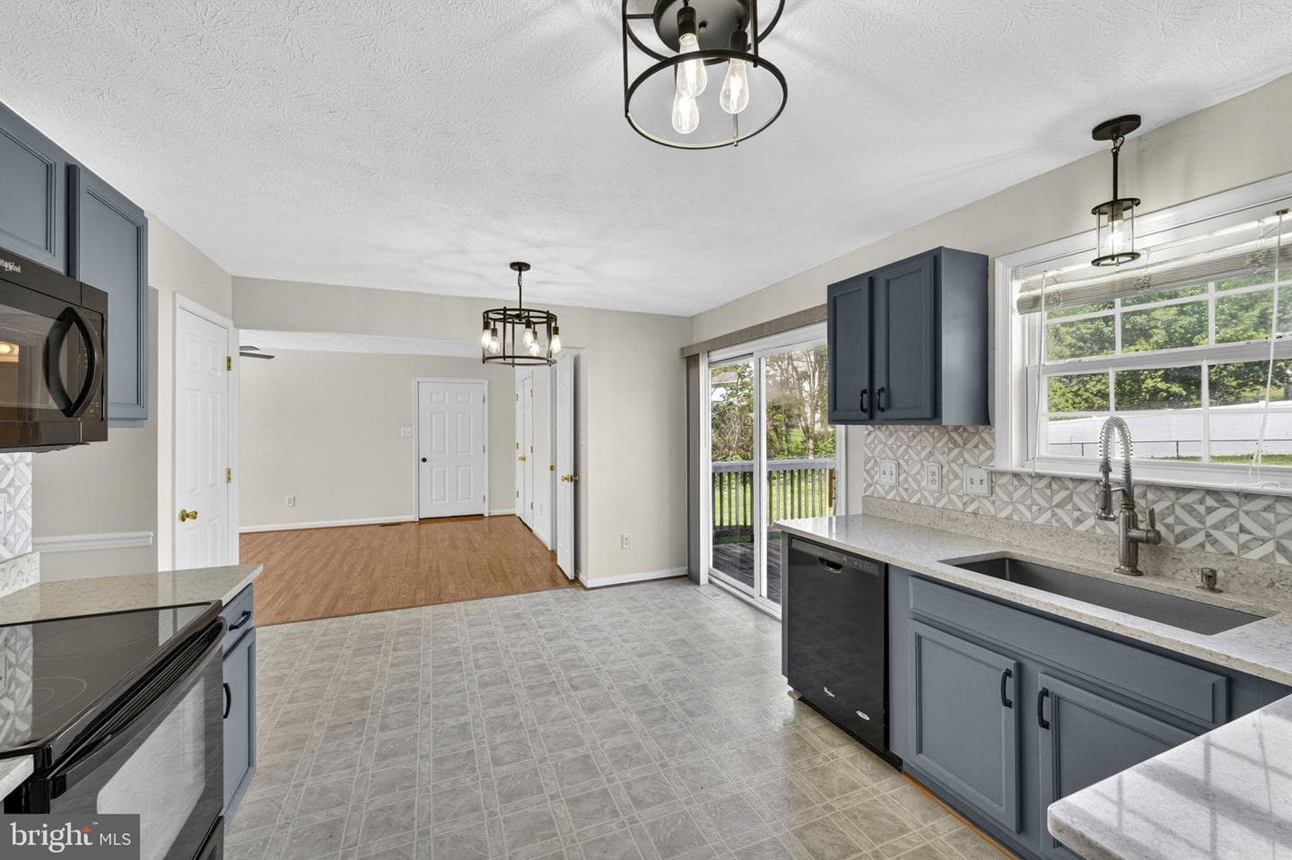 245 Baer Oak Drive photo 8