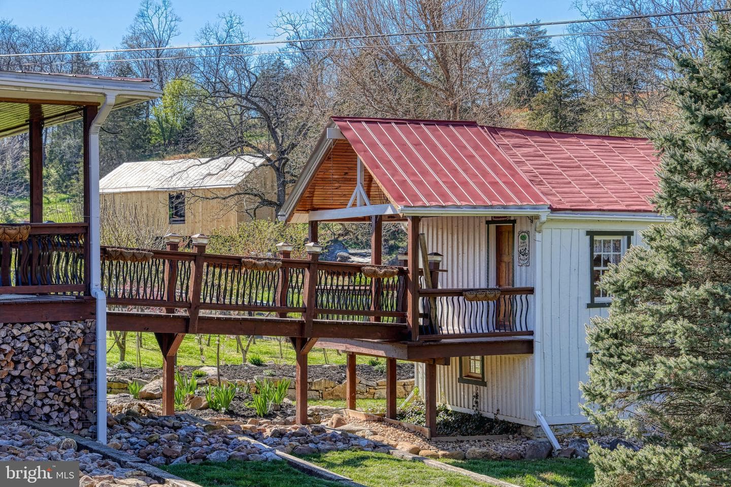 989 Swover Creek Road photo 15