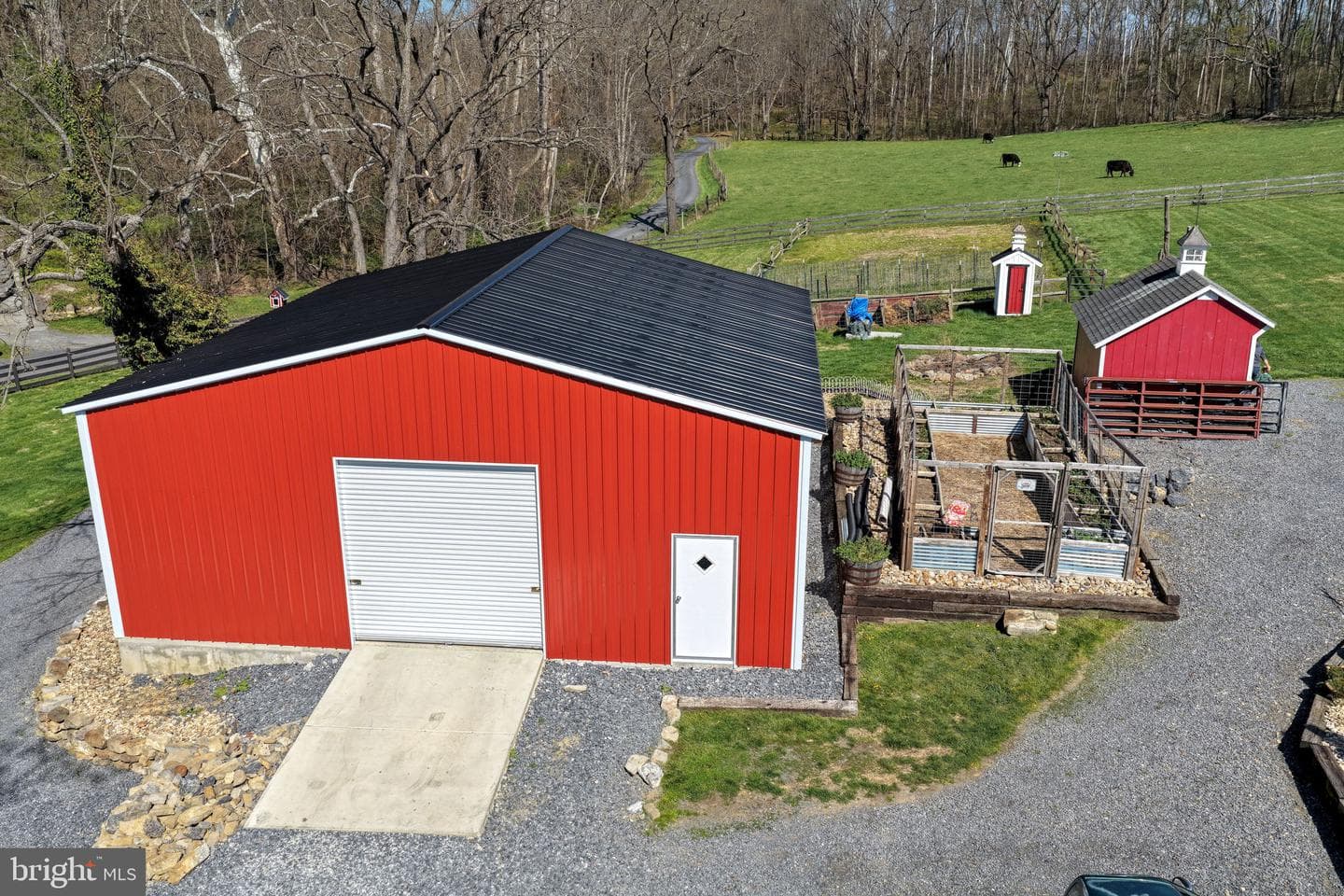 989 Swover Creek Road photo 16