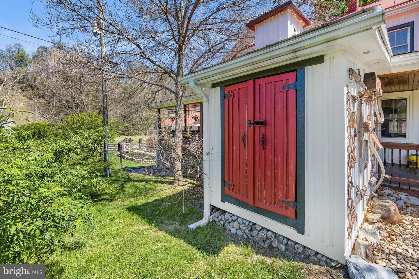 989 Swover Creek Road photo 83