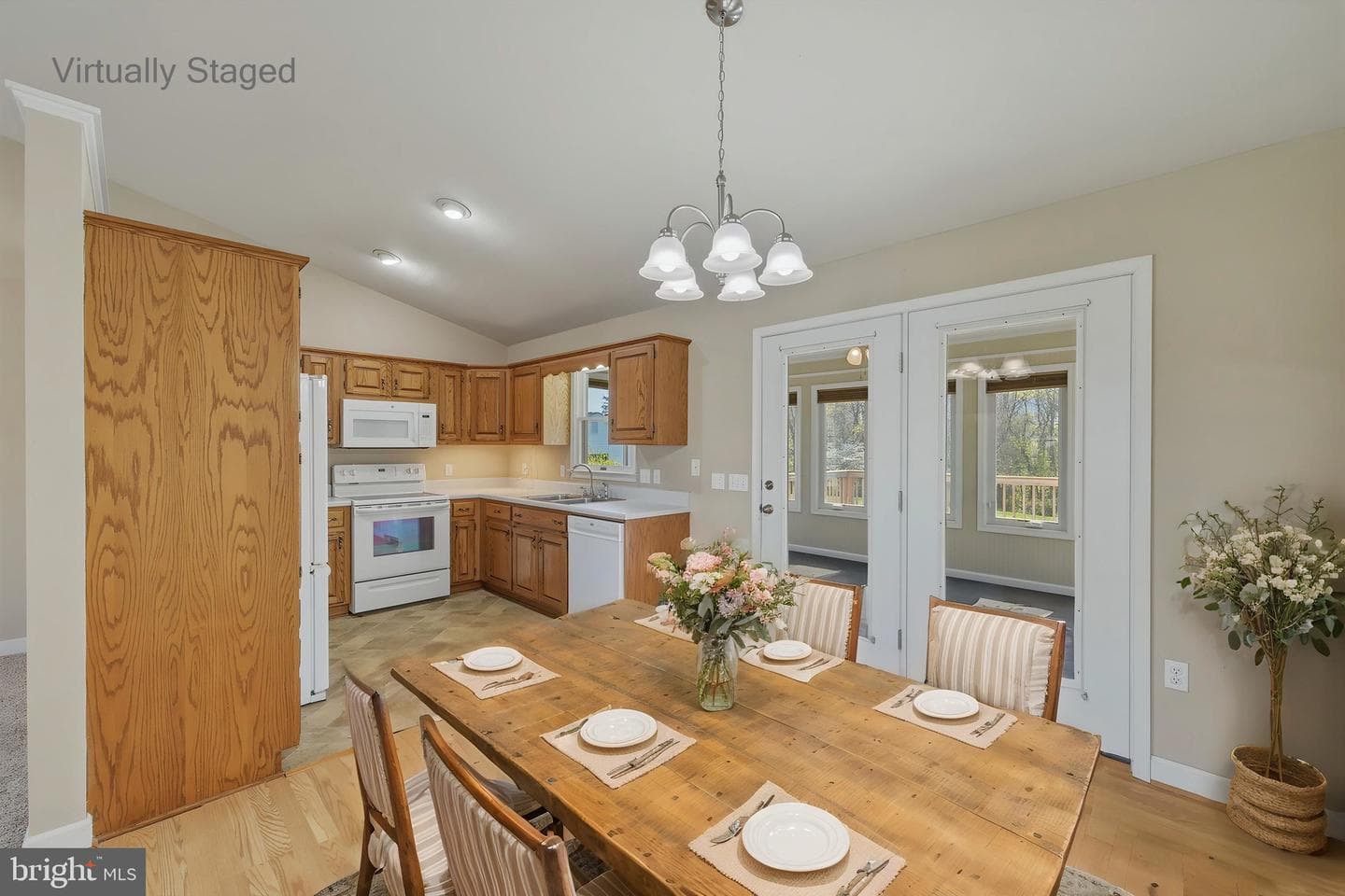 515 Hollingsworth Road photo 8