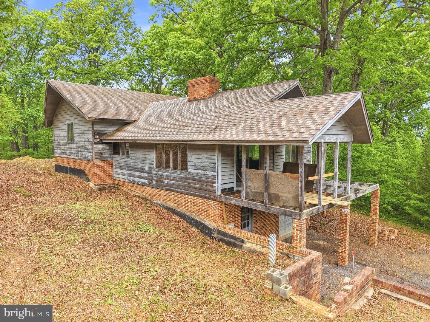 549 Mountain Laurel Drive photo 3