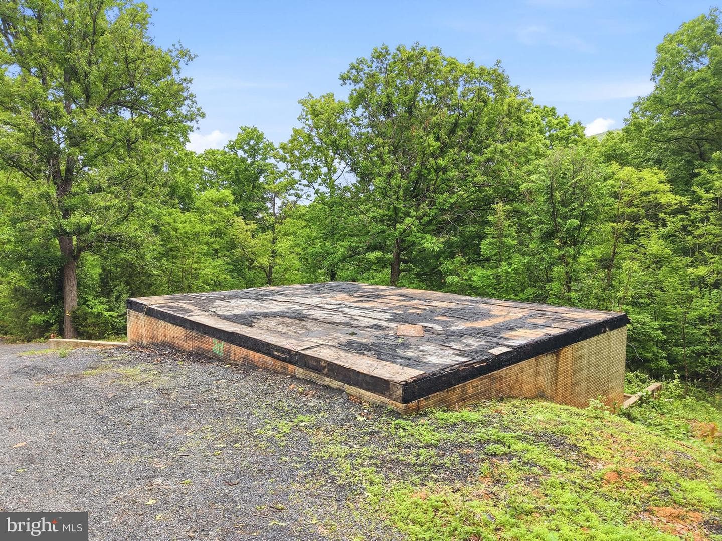 549 Mountain Laurel Drive photo 34