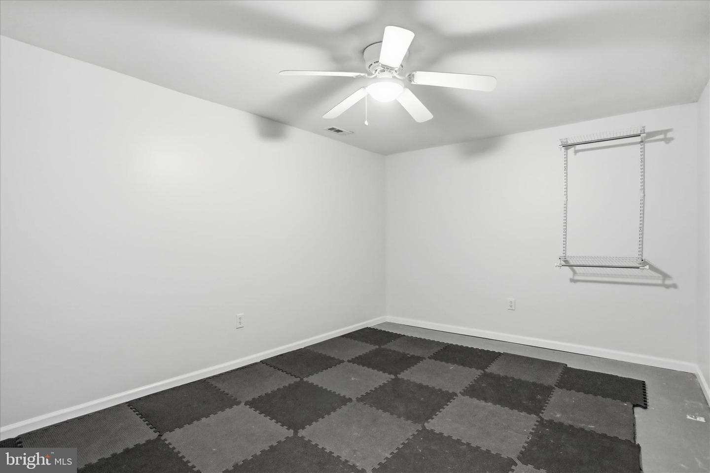 126 Greenleaf Road photo 24