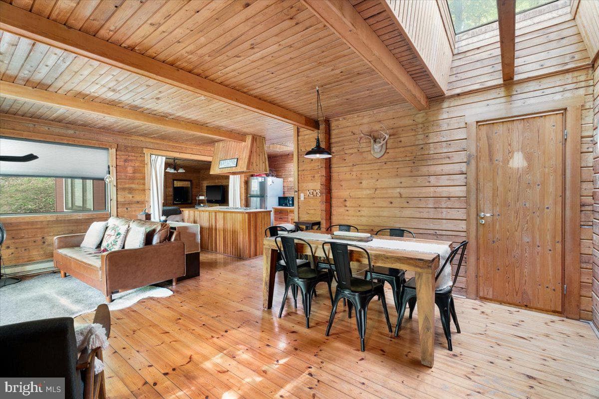 513 Straton photo 10