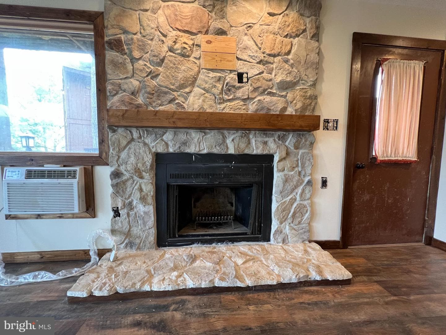 140 the Hill Rd # 21-B photo 2