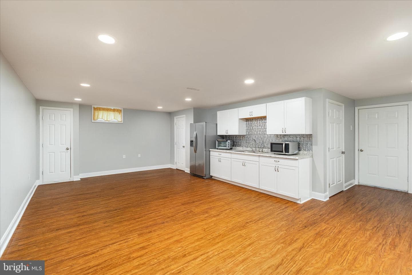 590 Fulton Drive photo 29