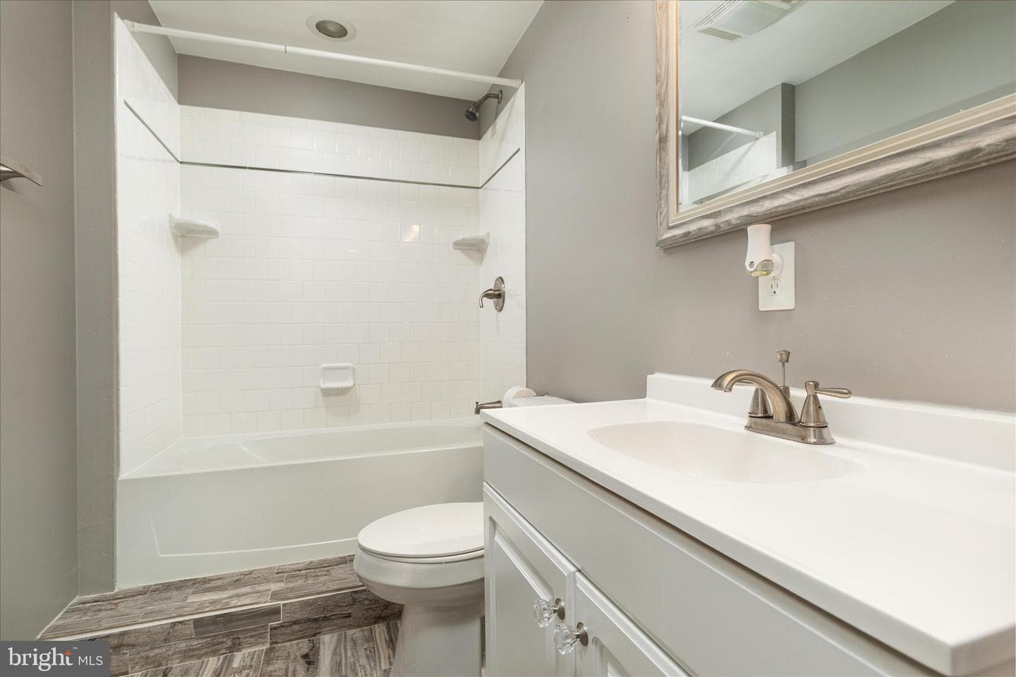 590 Fulton Drive photo 34