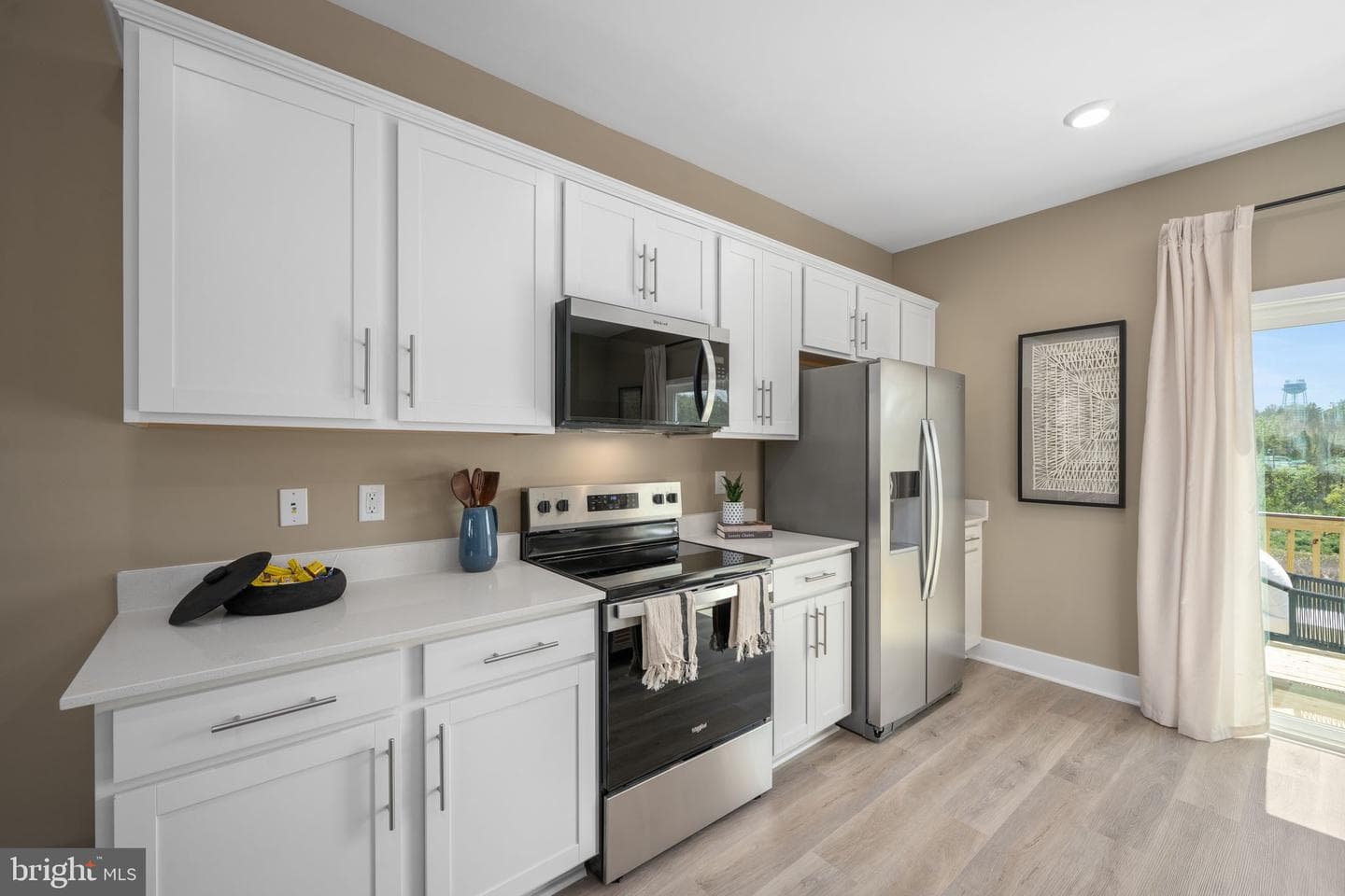 480 Sophie Street photo 14