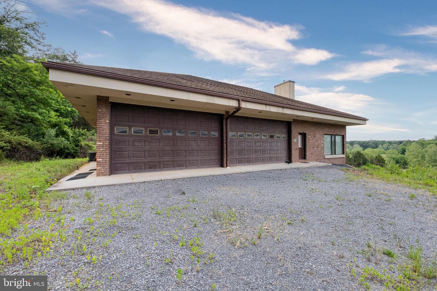 895 Fishers Road photo 38