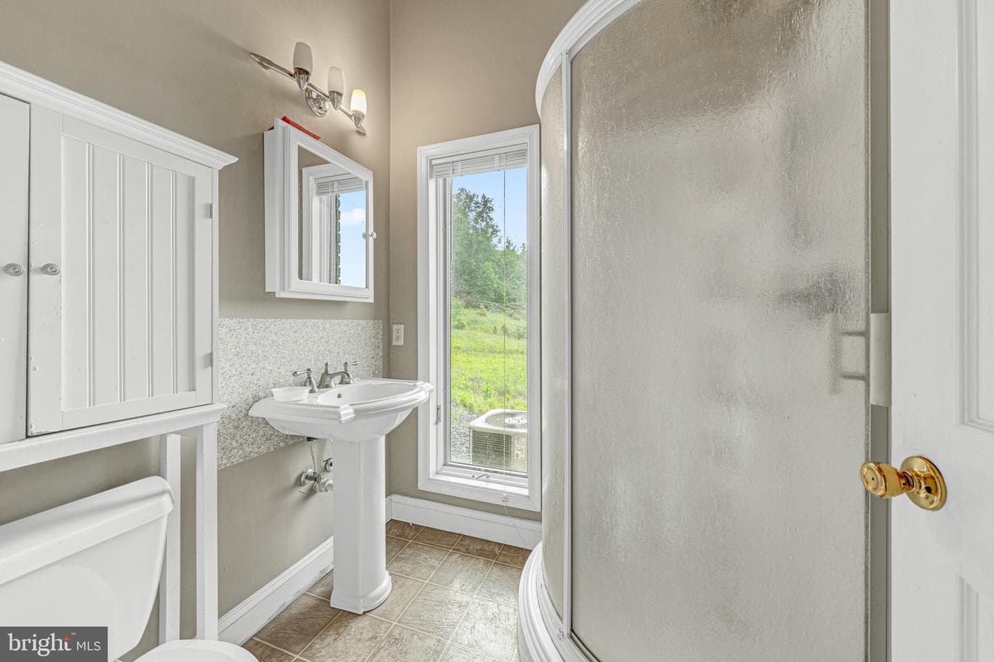 895 Fishers Road photo 54
