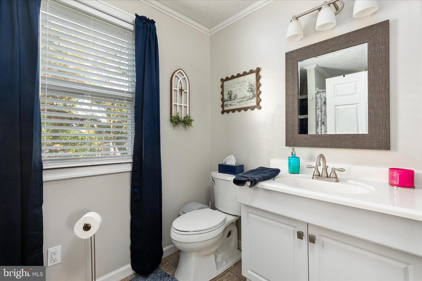 654 Capon Road photo 13