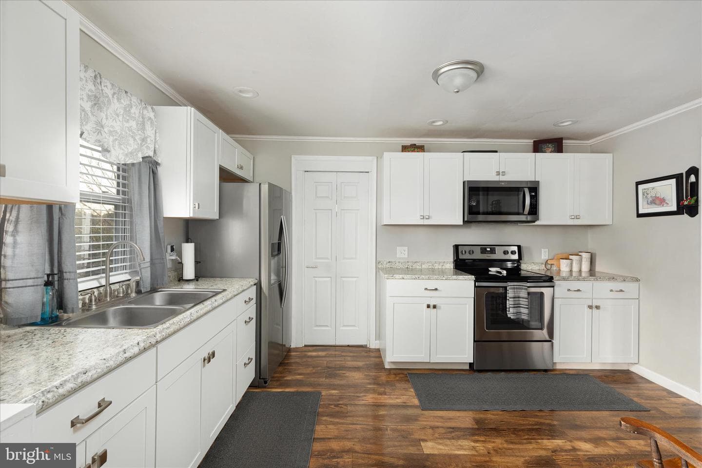 654 Capon Road photo 3