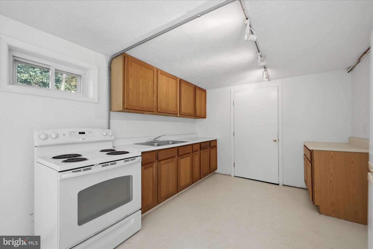 318 S Water Street photo 46