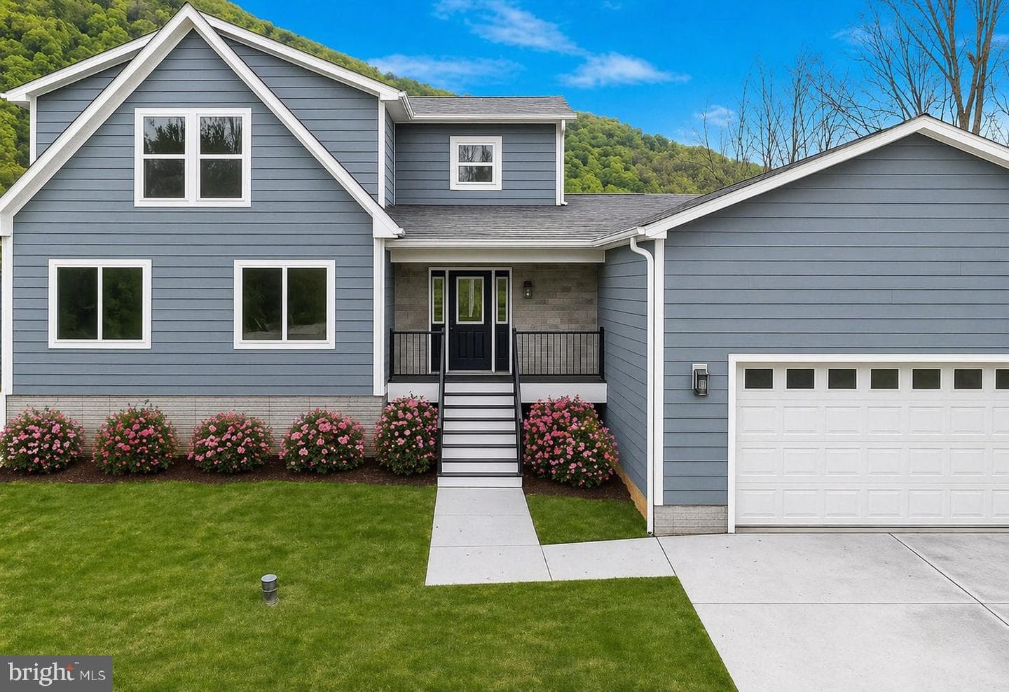 628 Black Bear Road photo 3