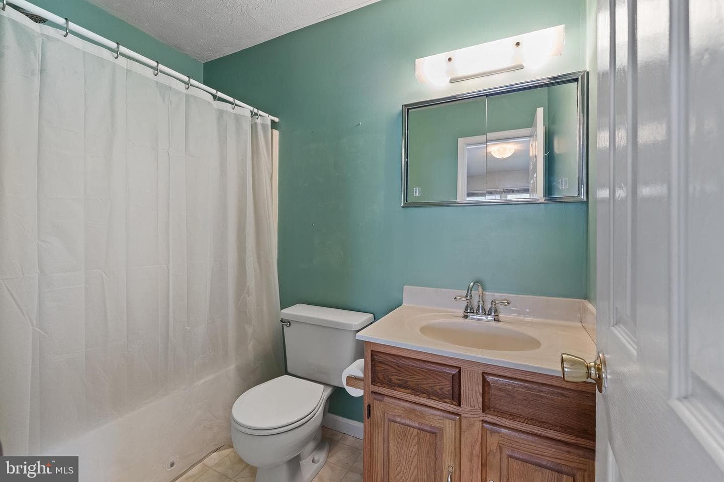 394 W King Street photo 53