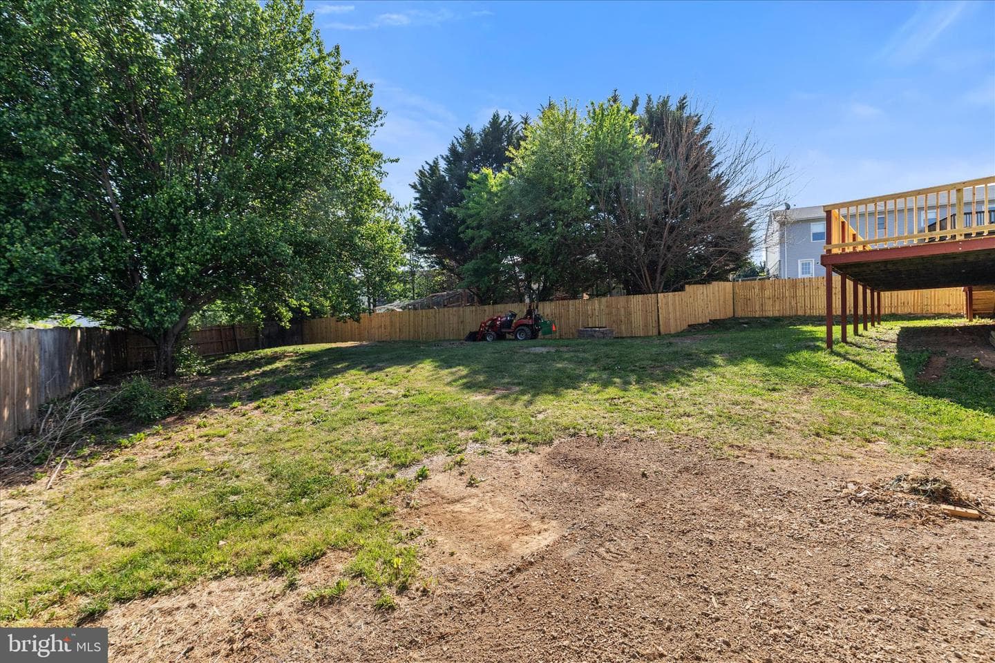 329 Wise Avenue photo 37
