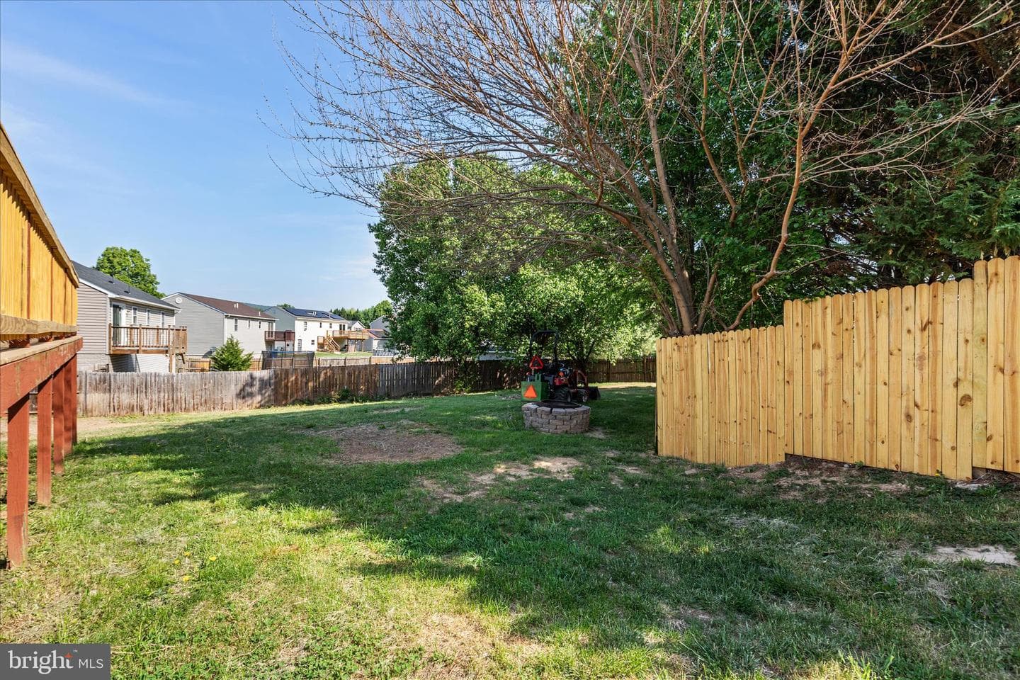 329 Wise Avenue photo 38