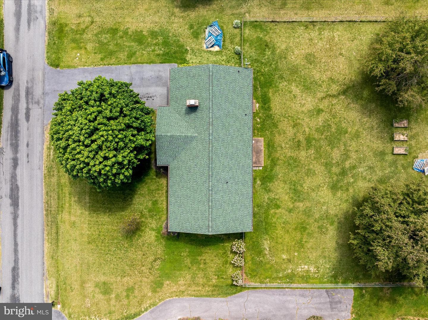 9943 Massanutten Avenue photo 27