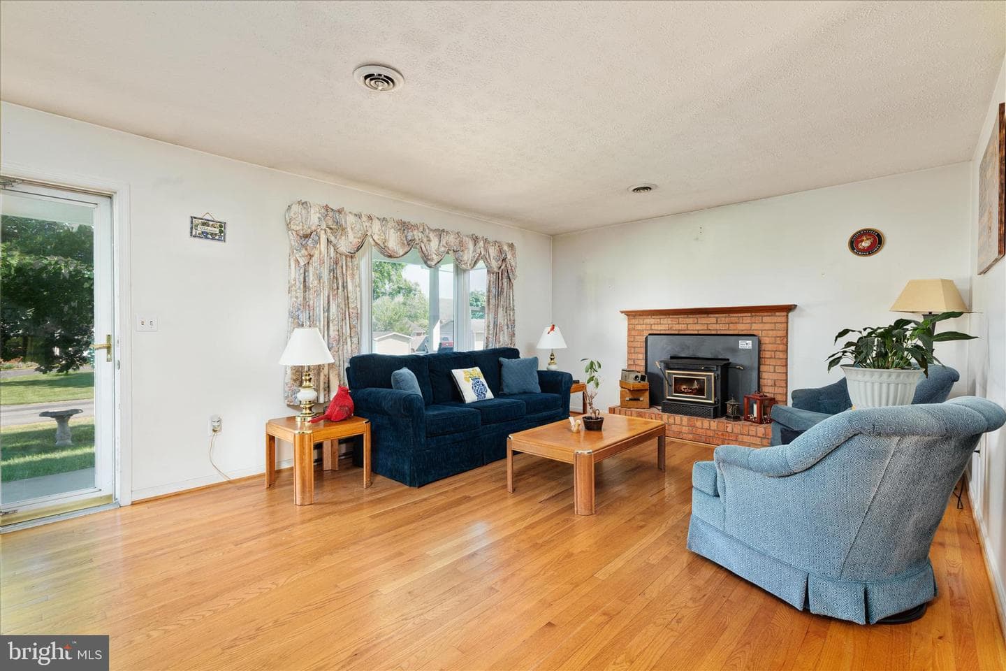 9943 Massanutten Avenue photo 3