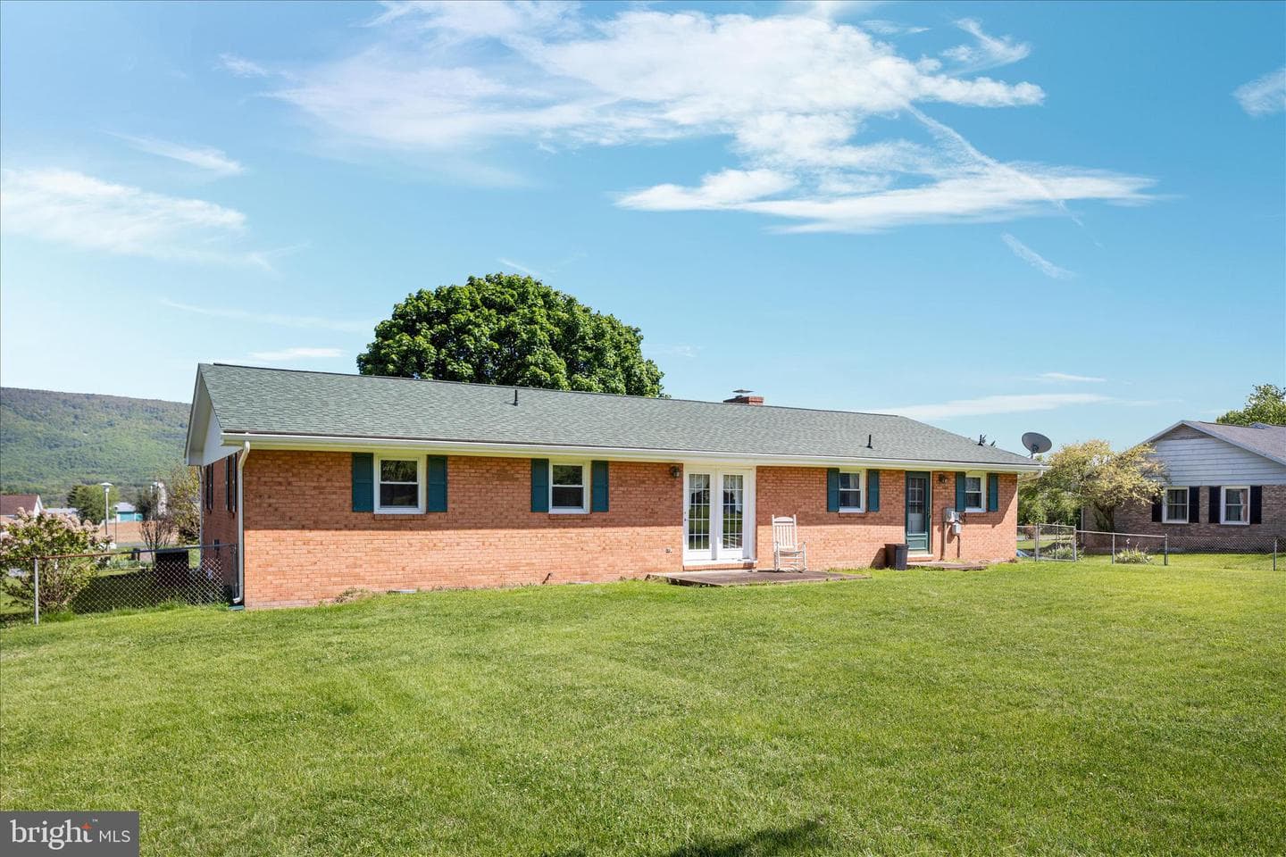 9943 Massanutten Avenue photo 37