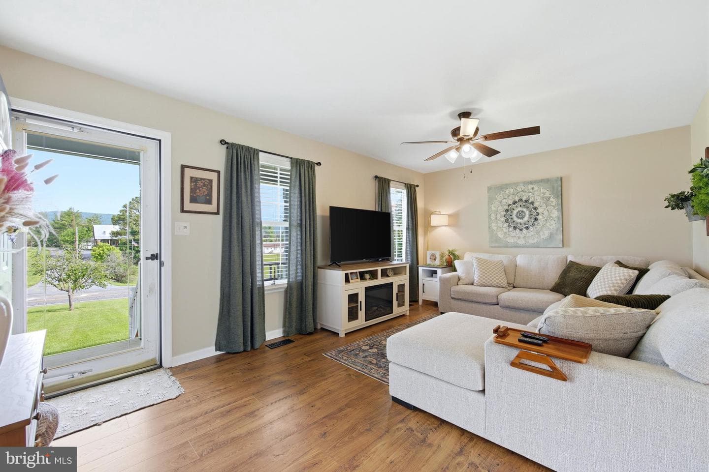 26084 Old Valley Pike photo 11