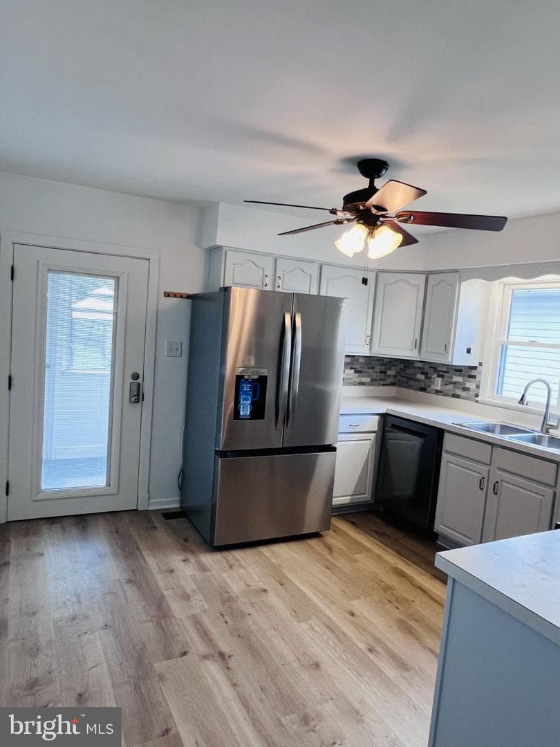 170 N Eberly Street photo 3