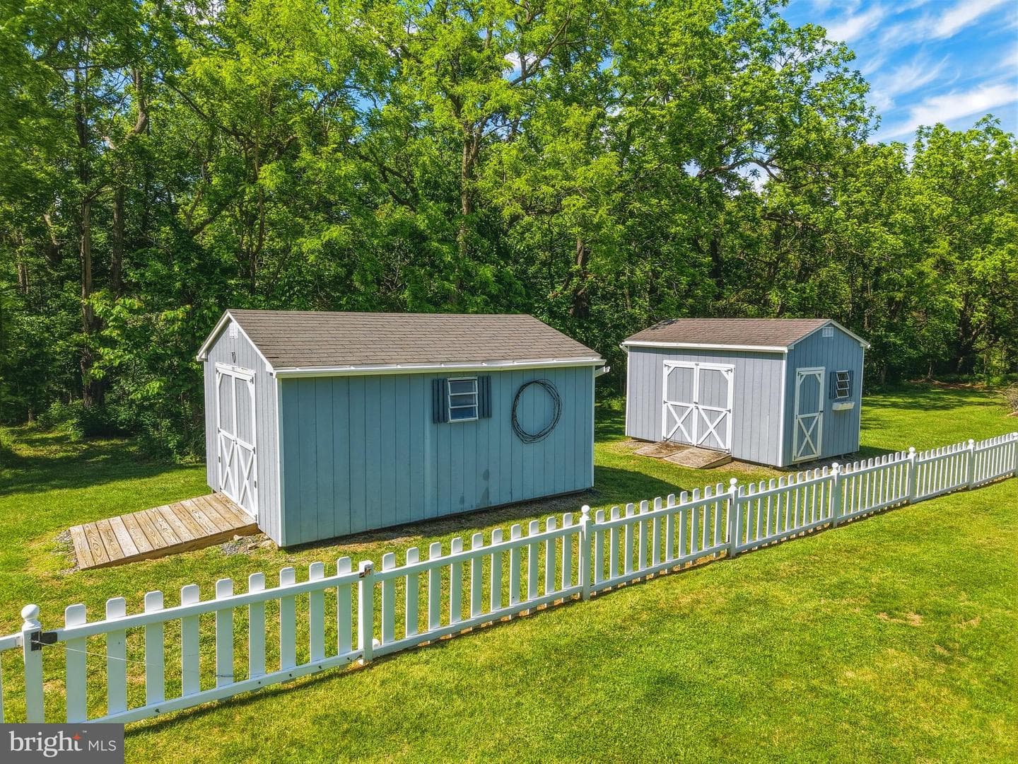 475 Fairview Cir photo 10