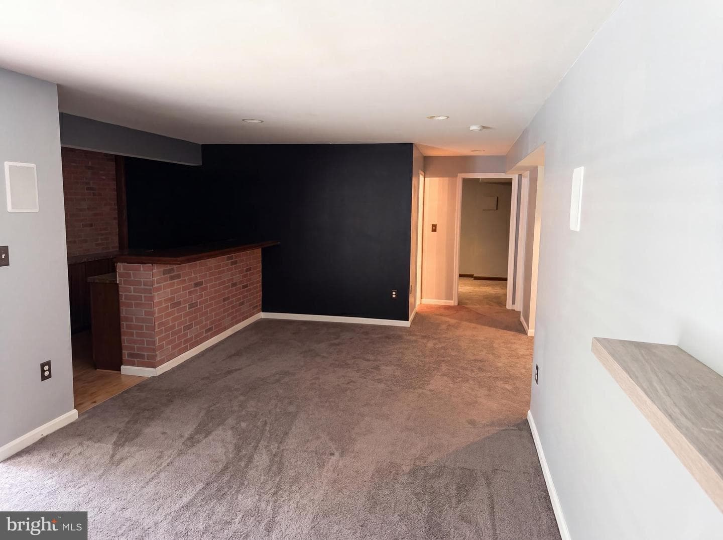 160 Aden Drive photo 18