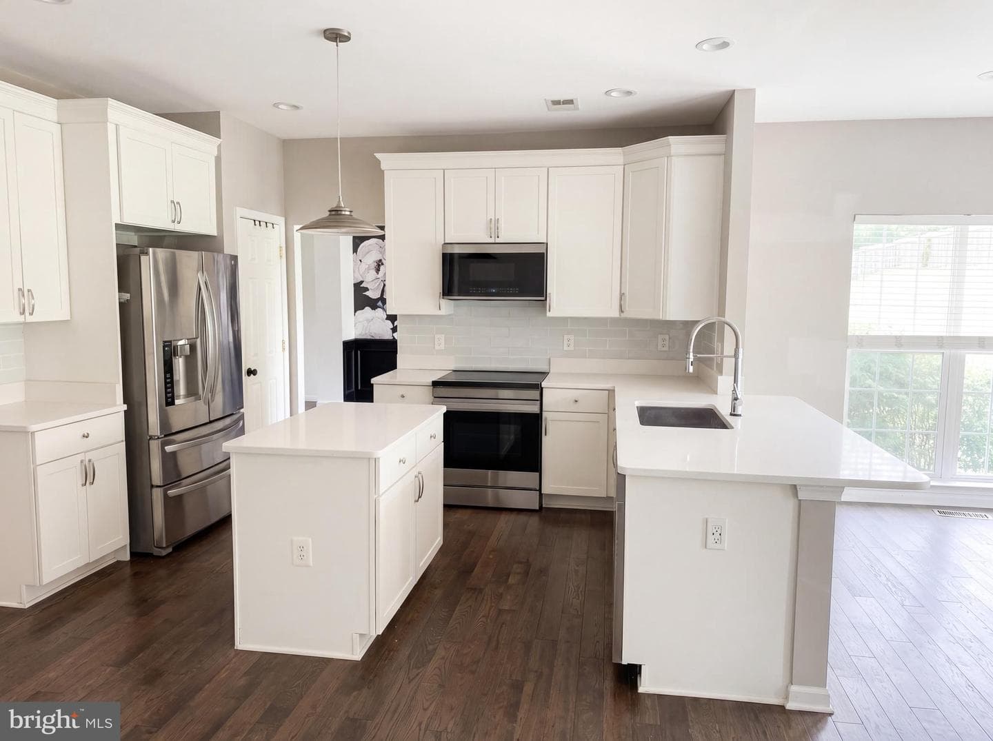 160 Aden Drive, Strasburg