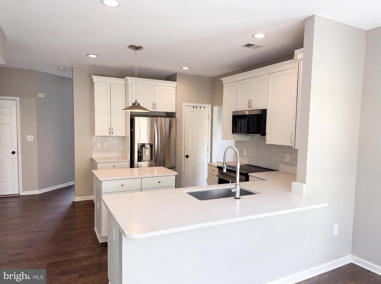 160 Aden Drive photo 6