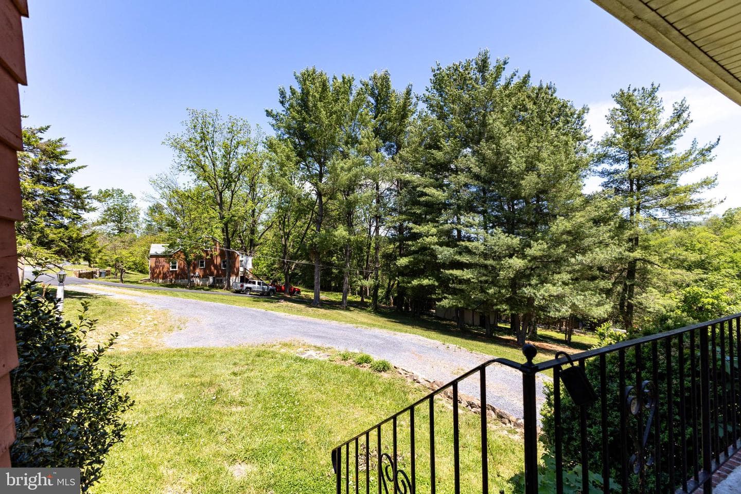 117 S Grove Avenue photo 36