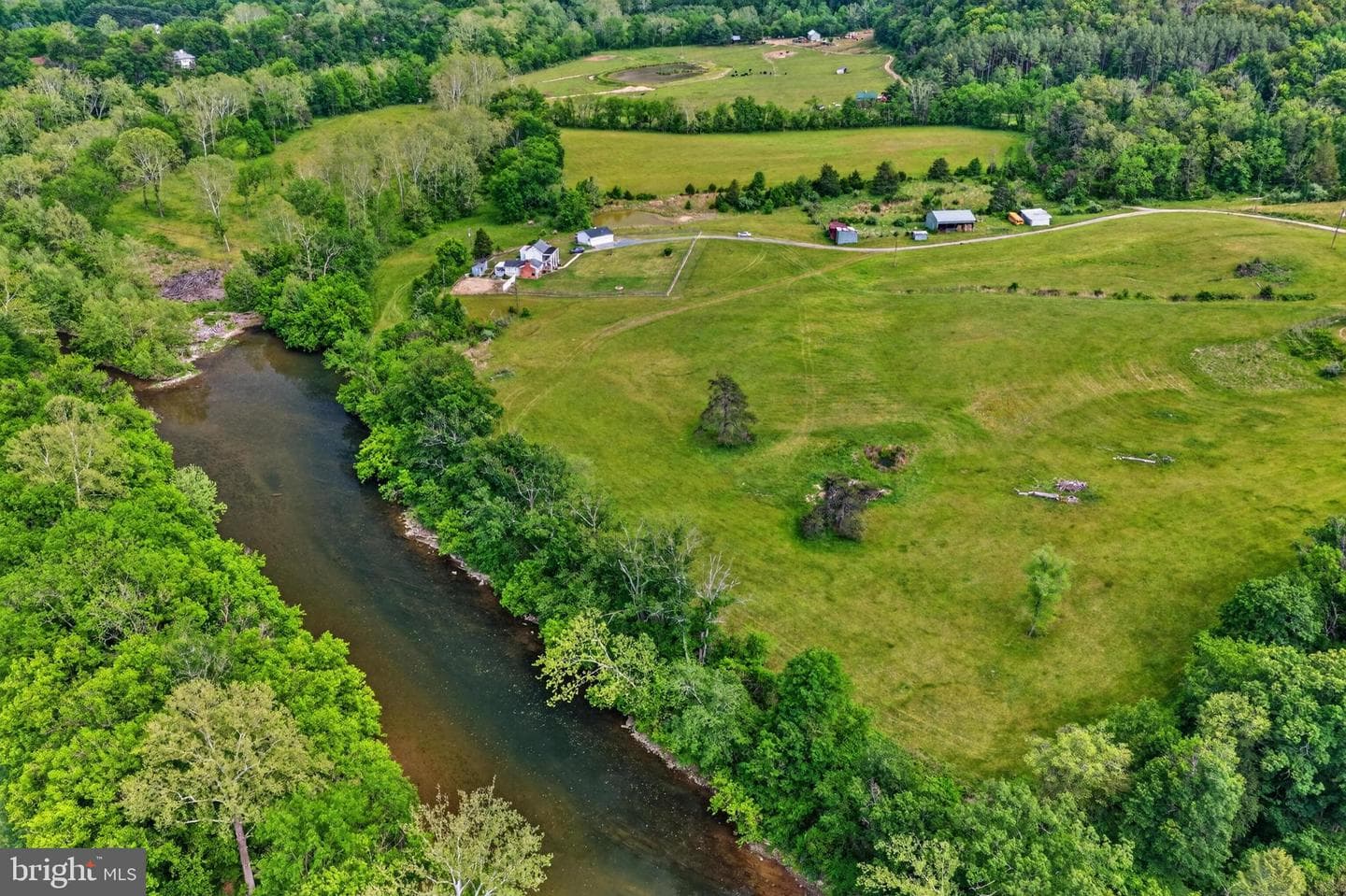 795 Hideaway Farms Road photo 5