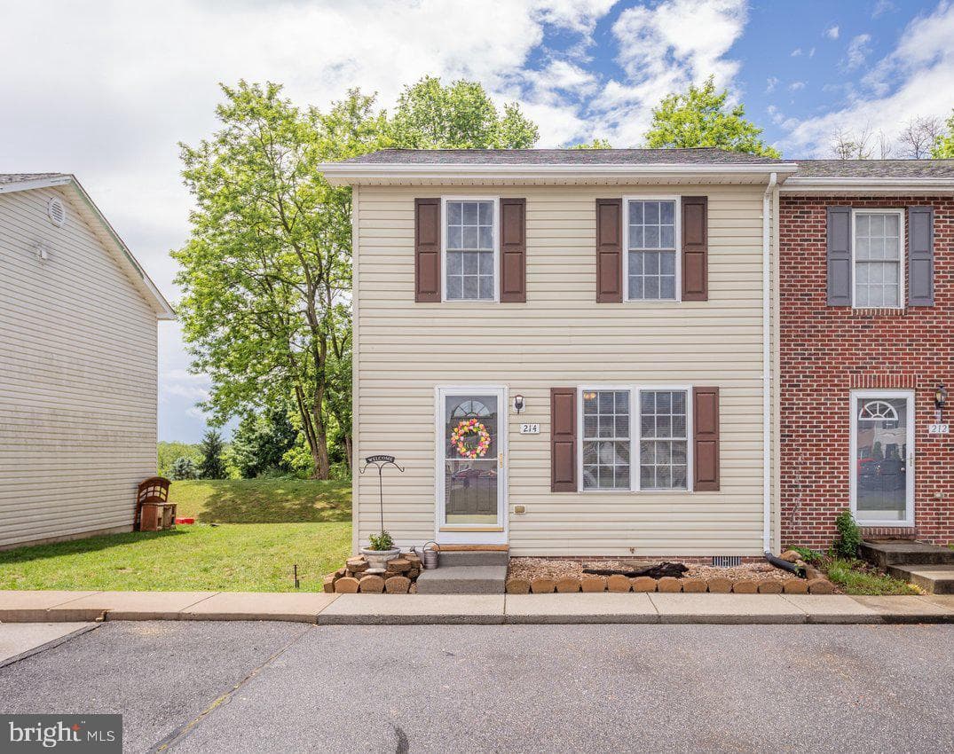 214 Kadies Lane