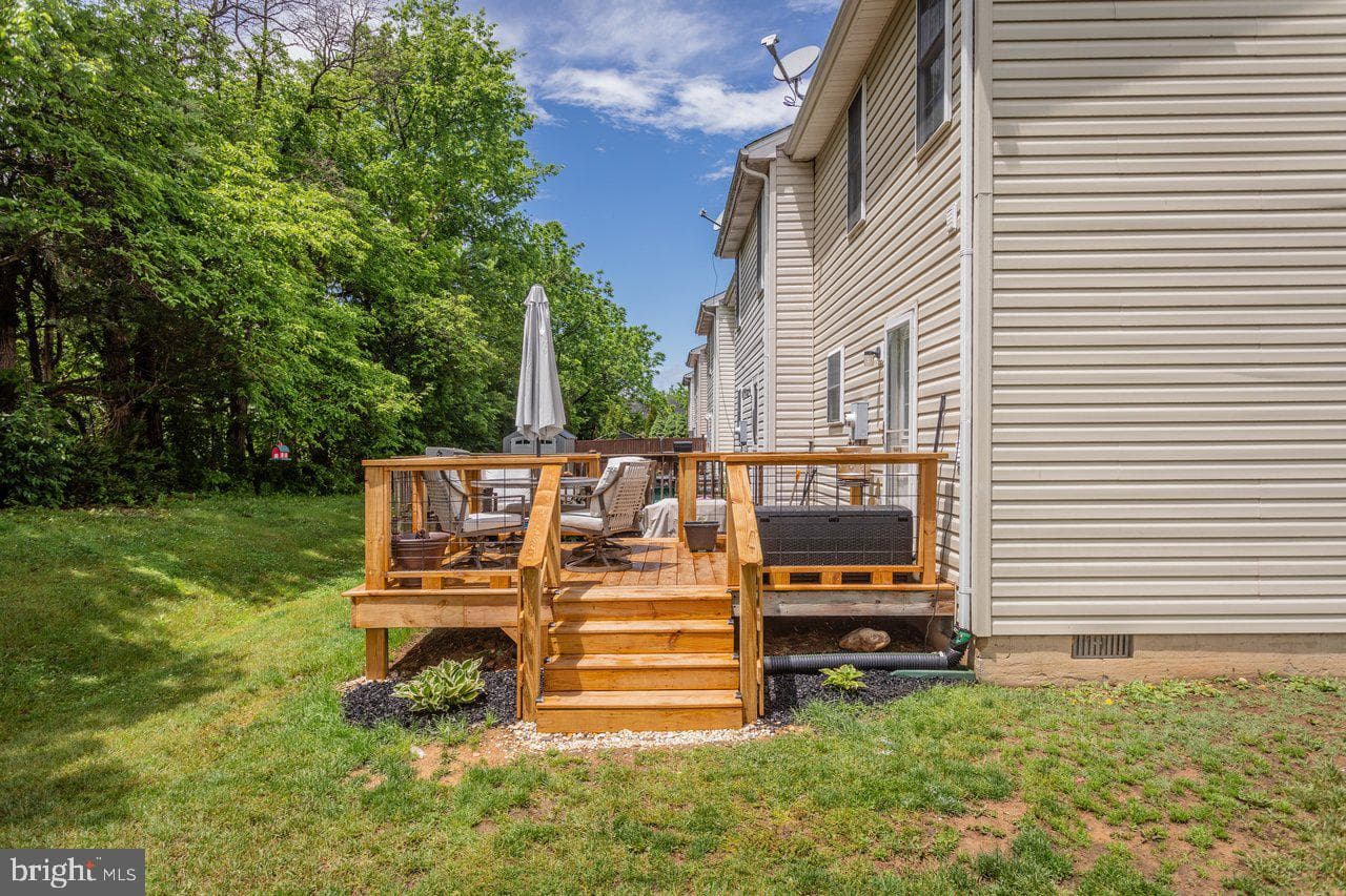 214 Kadies Lane photo 3