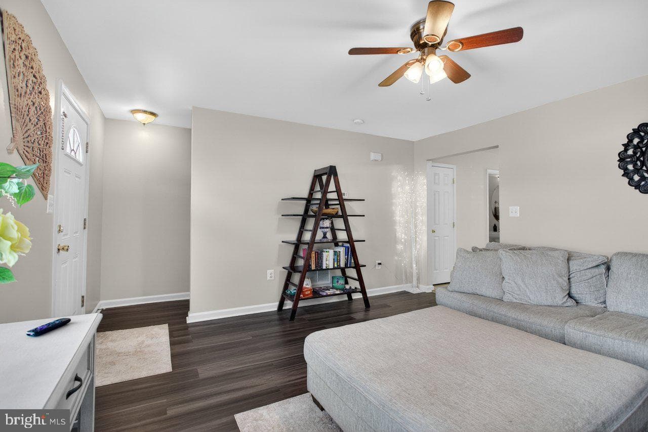 214 Kadies Lane photo 8