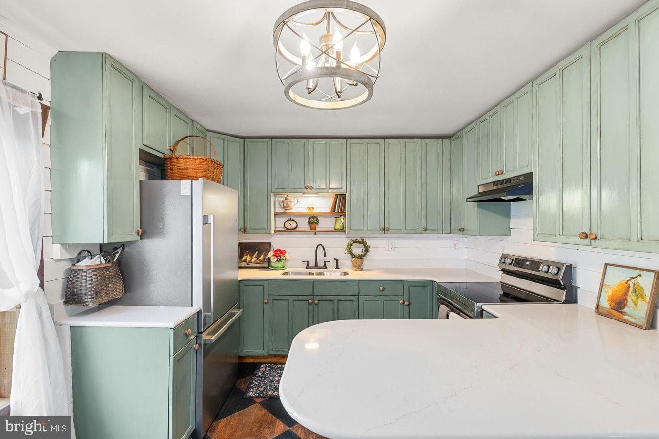143 N Water Street photo 5