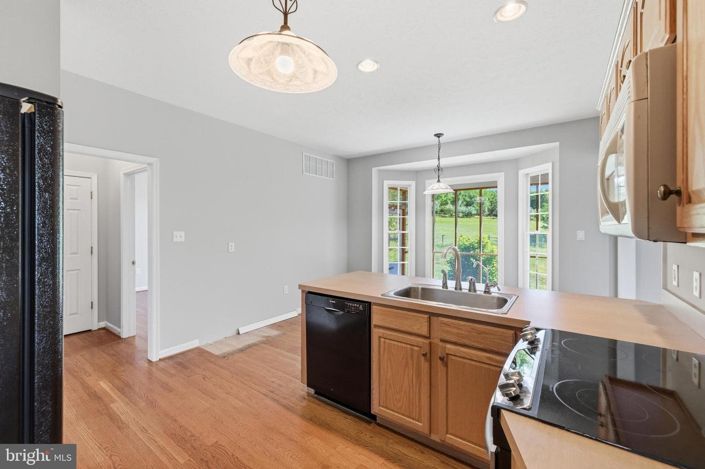 128 Fairview Circle photo 6