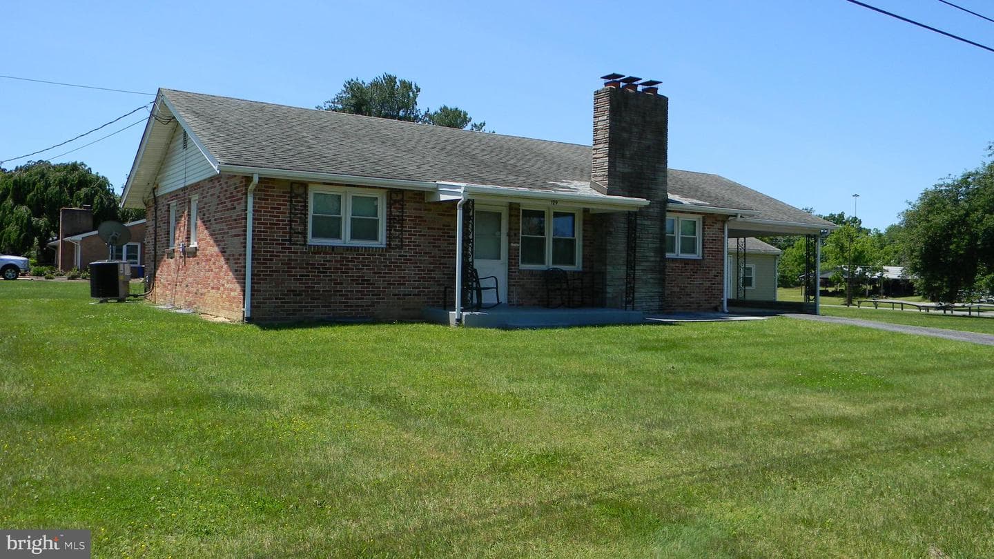 129 Apple Ave photo 40