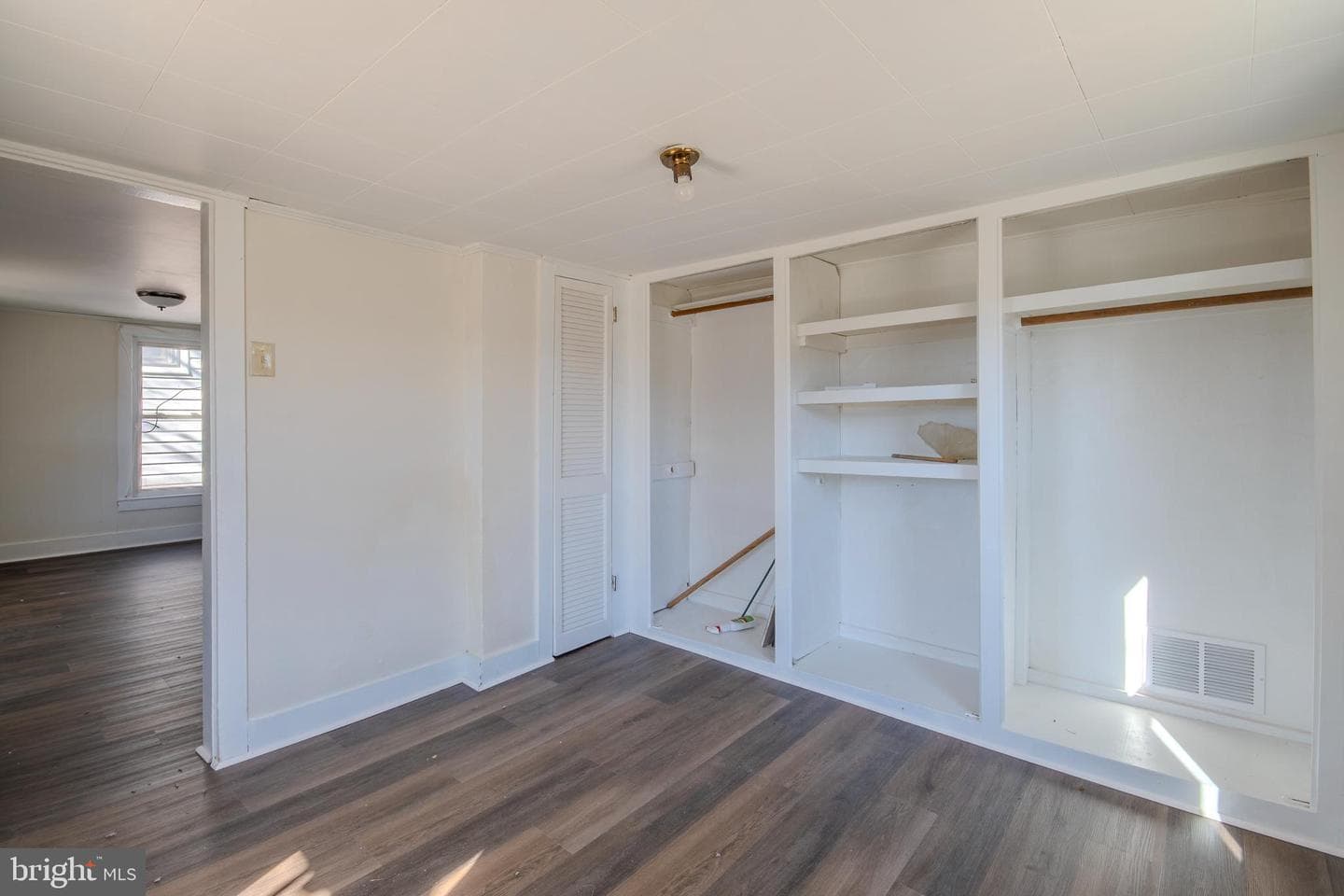 488 Ash Street photo 13