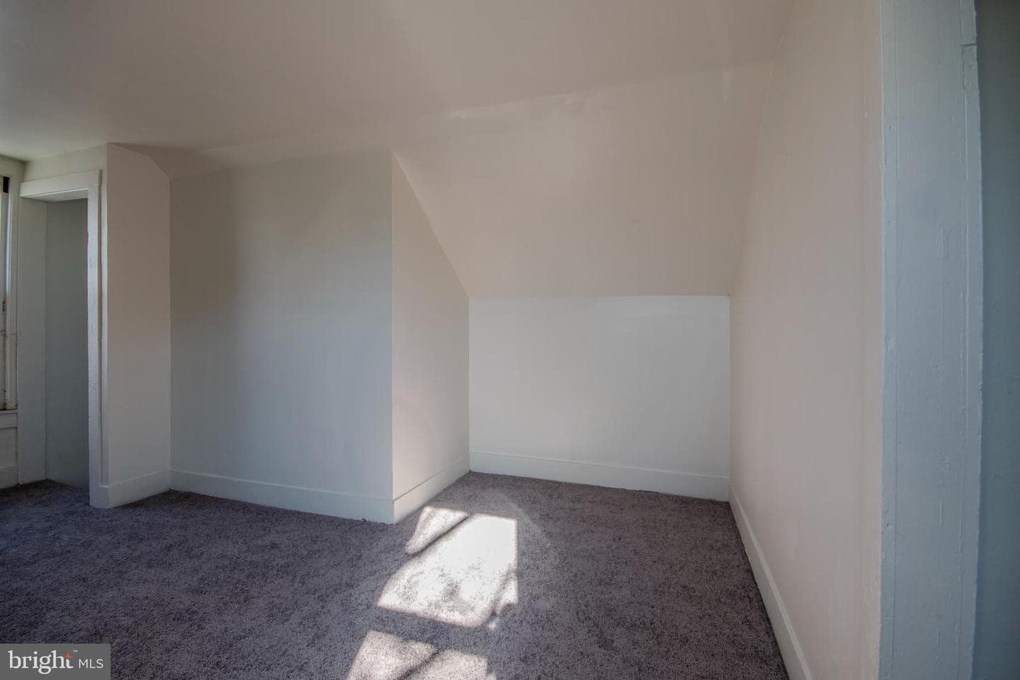 488 Ash Street photo 16